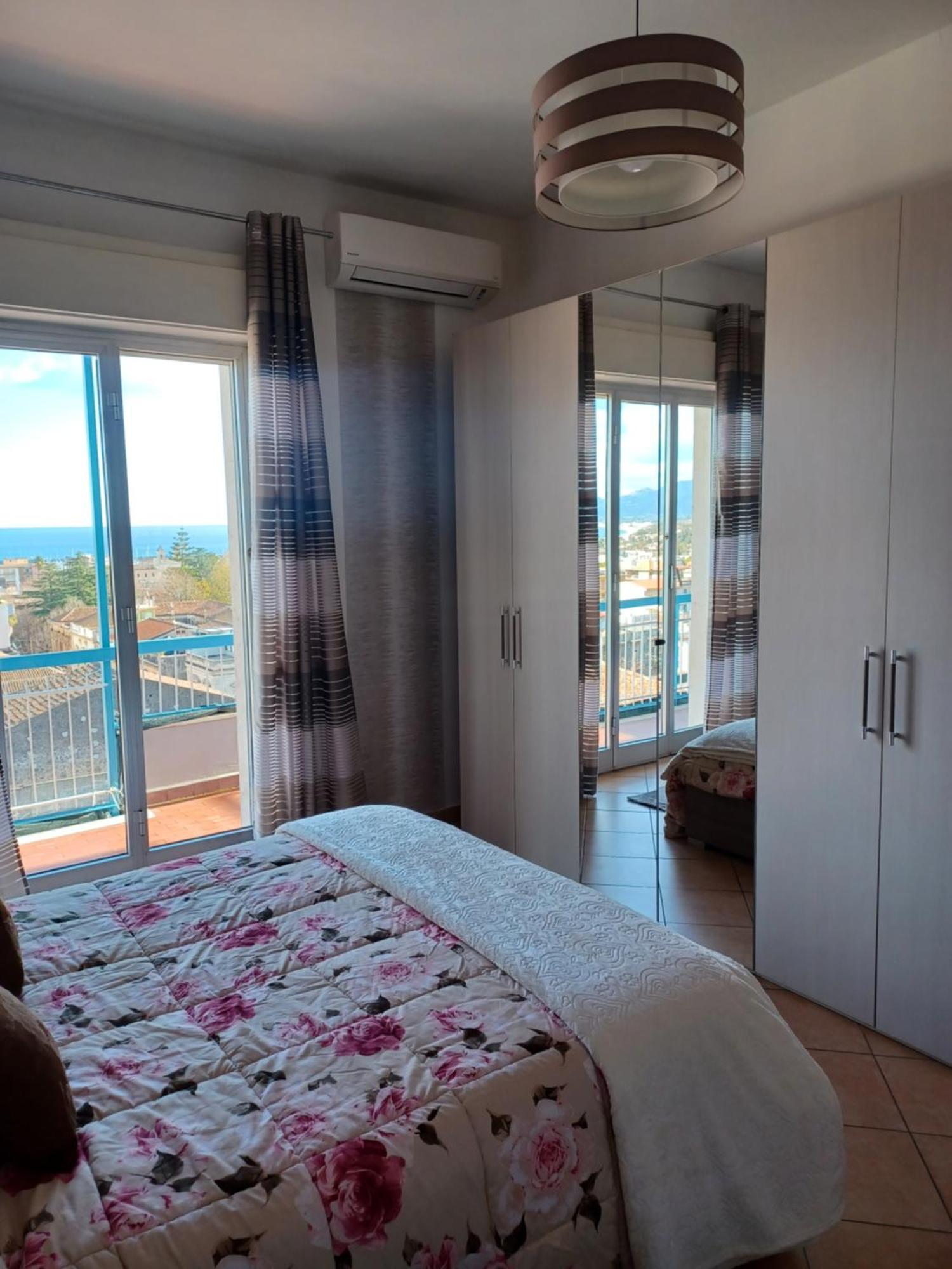 Apartamento Casa Donna Rosaria Tra Etna E Taormina Riposto Exterior foto